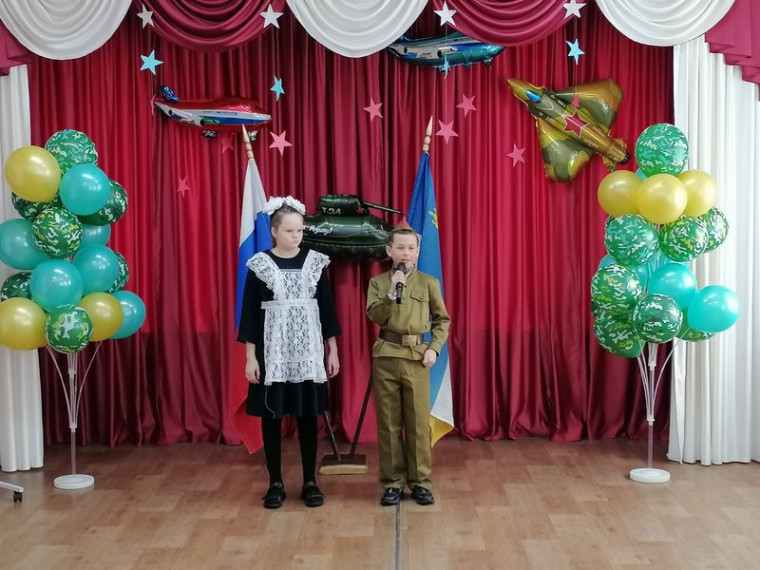 Игровая программа "Добро пожаловать в "Школу молодого бойца".